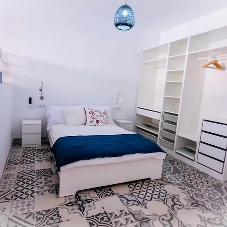 Apartment Arenas *